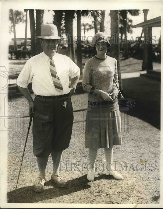 1930 Mr & Mrs Harry Kase goling at Palm Beach CC in Fla.  - Historic Images