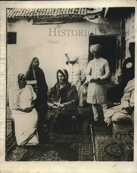 1930 Nancy Miller Converts To Hinduism Before Marraige  - Historic Images