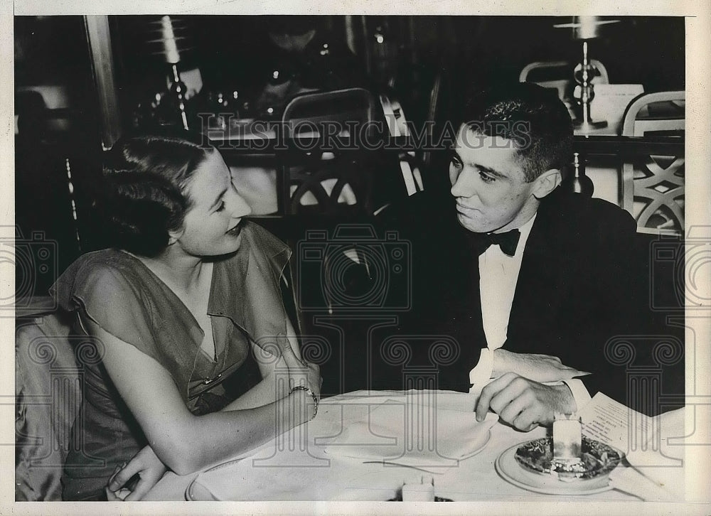 1937 Marietta Mander, Edwin Thorne at Waldorf - Historic Images