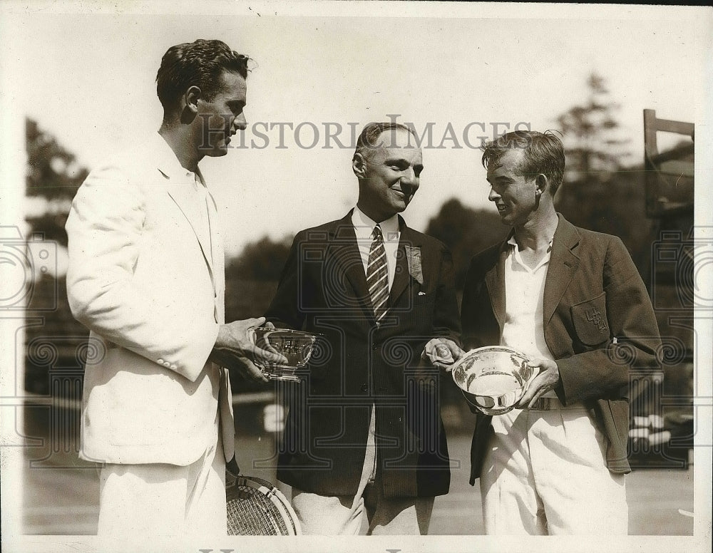1932 Press Photo Umpire AN Reggio, Dave Jones &amp; Jack Tidball with trophies - Historic Images