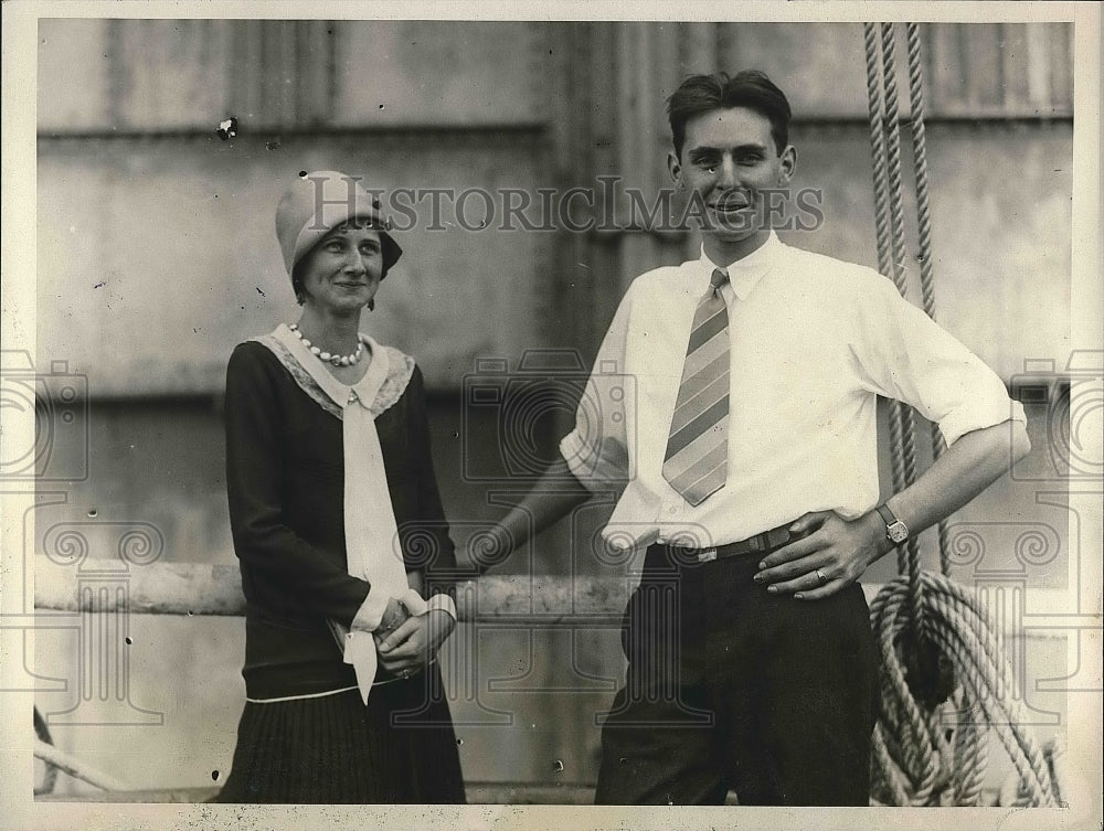 1928 Mr &amp; Mrs L.V. Berkner, Byrd expedition member  - Historic Images
