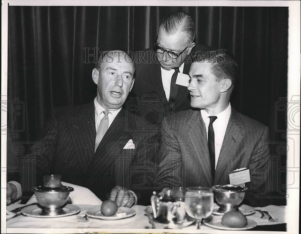 1958 Press Photo Adlai Stevenson, Robert White, John Harris at press association - Historic Images