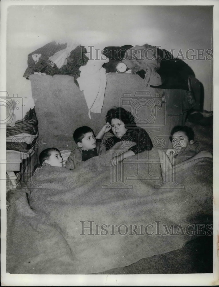 1963 Press Photo A family from Patras Greece after flood - nea74147 - Historic Images