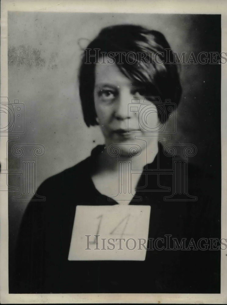 1931 Anne Patterson body was found slain near Silver Lake, Wis. - Historic Images