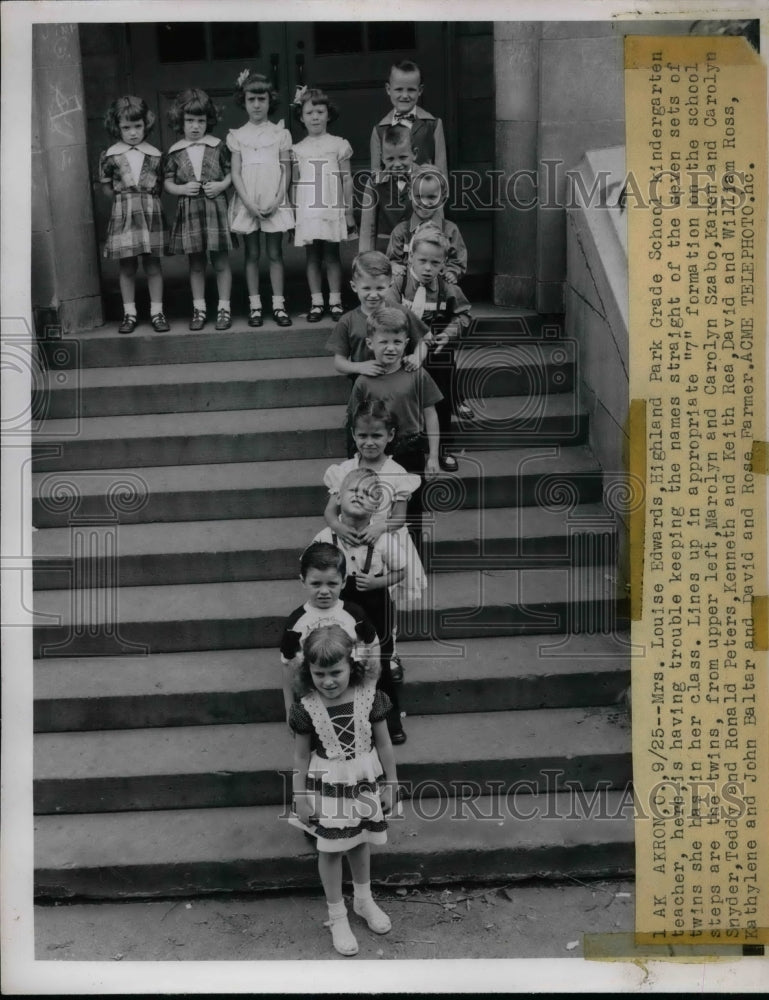 1951 Press Photo Marolyn and Carolyn Szabo, Karen and Carolyn Snyder at school - Historic Images