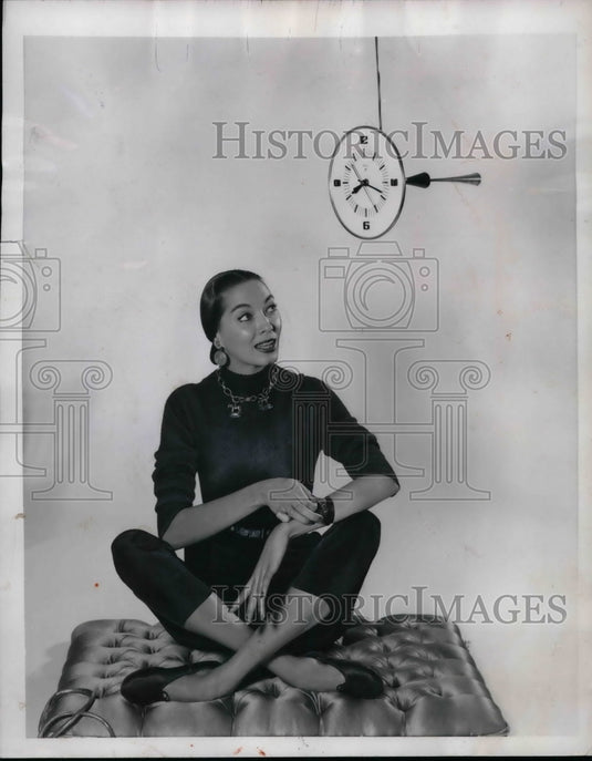 1954 Press Photo New mobile clock made of spun aluminum & walnut - nea74628 - Historic Images