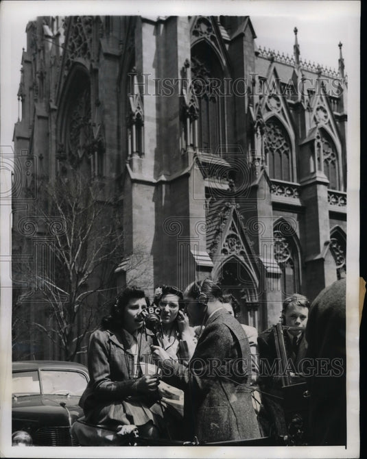 1941 British Refugees in New York for Easter Parade  - Historic Images