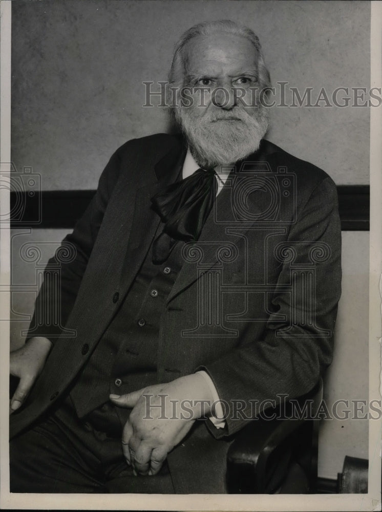 1933 Press Photo Edwin Markham, 81-year-old poet, wrote &quot;The Man with the Hoe&quot; - Historic Images