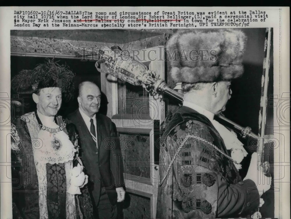 1967 Press Photo Lord Mayor of London Sir Robert Bellinger, Mayor Erik Jonsson - Historic Images