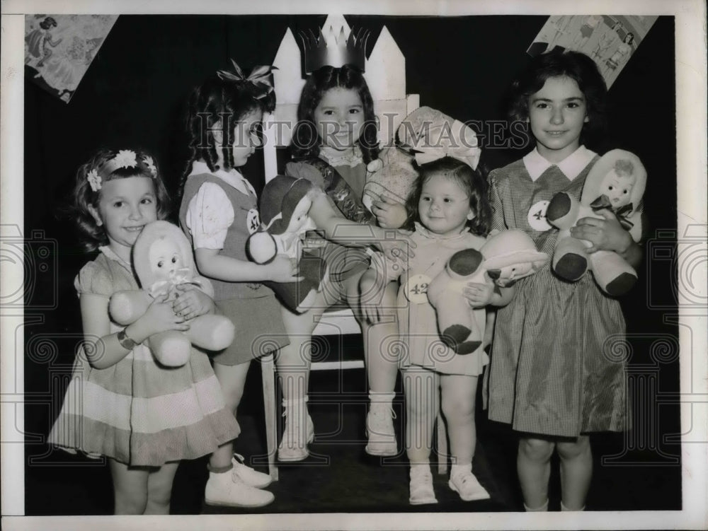 1945 Winners of the "Little Sister" Beauty Contest Joyce Quaglia, - Historic Images