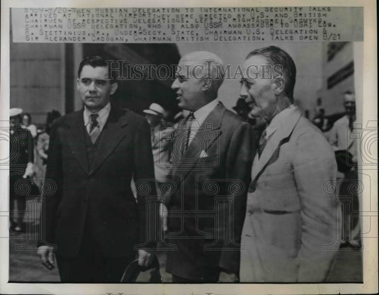 1944 Press Photo Soviet Andrei Gromyko, US Ed Stettinius & British Sir A Cadogan - Historic Images