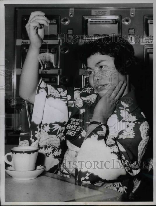 1961 Shigeko Kodera with US Tea Bag  - Historic Images