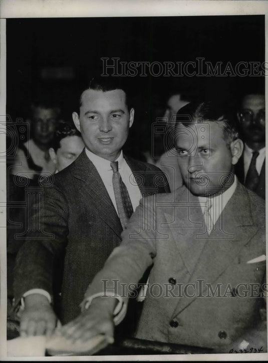 1933 Press Photo Charles Kimber testifies against James Eustace in stabbing case - Historic Images