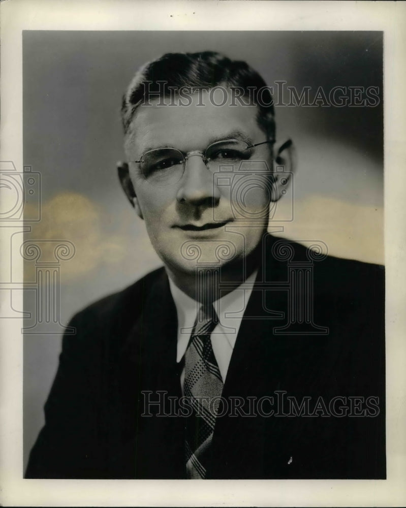1943 Press Photo Joe Michael, Multigraph training school instructor - Historic Images