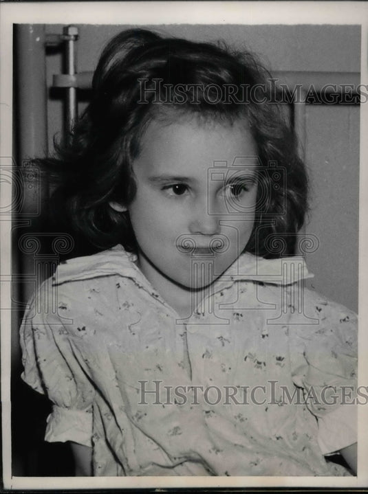 1940 St Louis, Mo. Laurel Jean Krause had op to remove a whistle - Historic Images