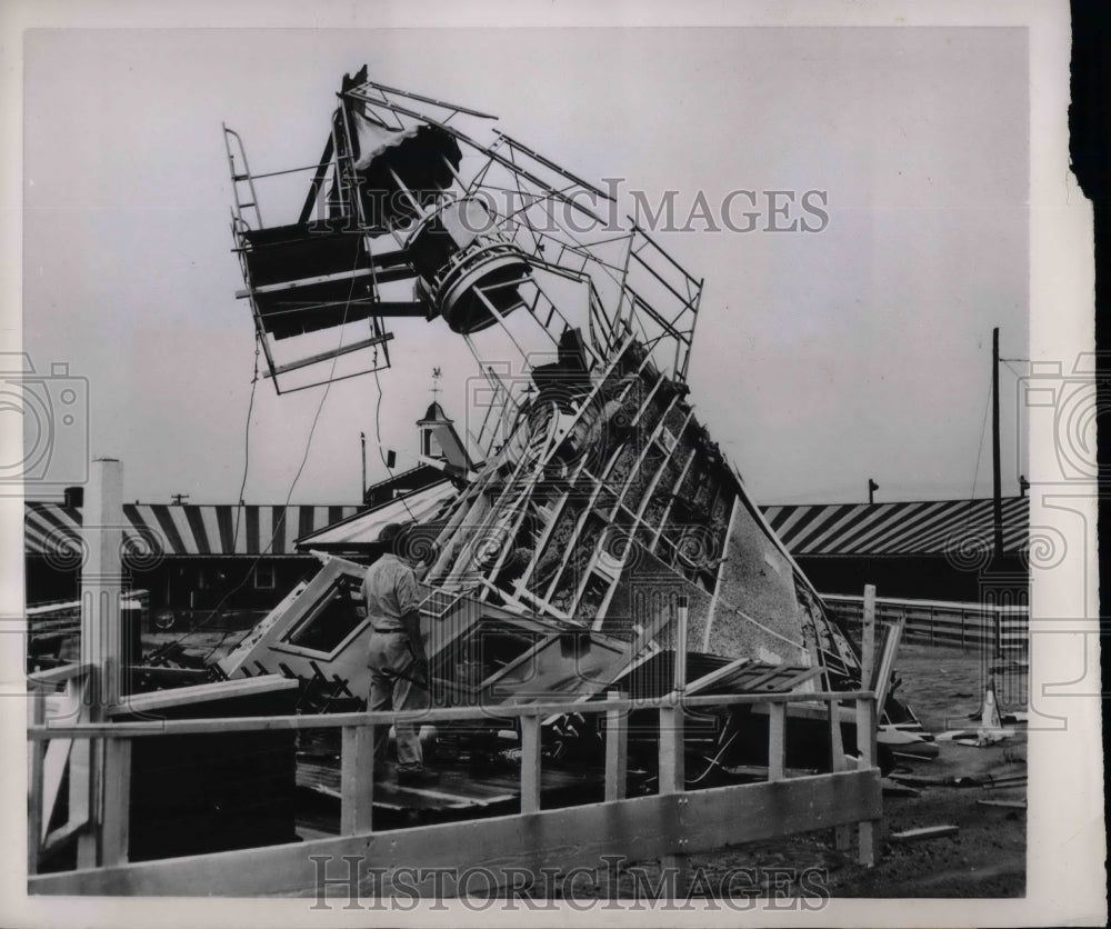 1952 Roosevelt racewat partially destroyed by winds  - Historic Images