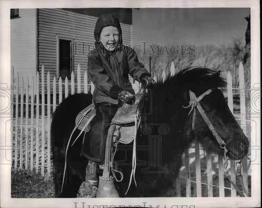 1957 Walter Bill Cash, 5 - Historic Images