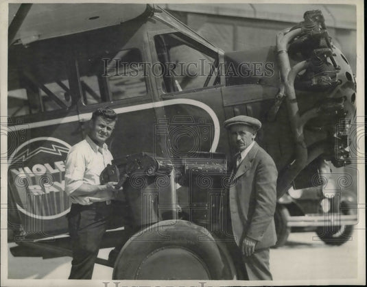 Press Photo Maj. H. A. Erickson, F. G. Powell, mapped 2,200 square miles - Historic Images