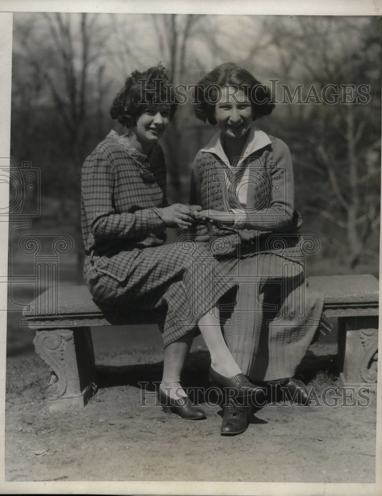 1925 Mildred eata White Helen Berkson - Historic Images