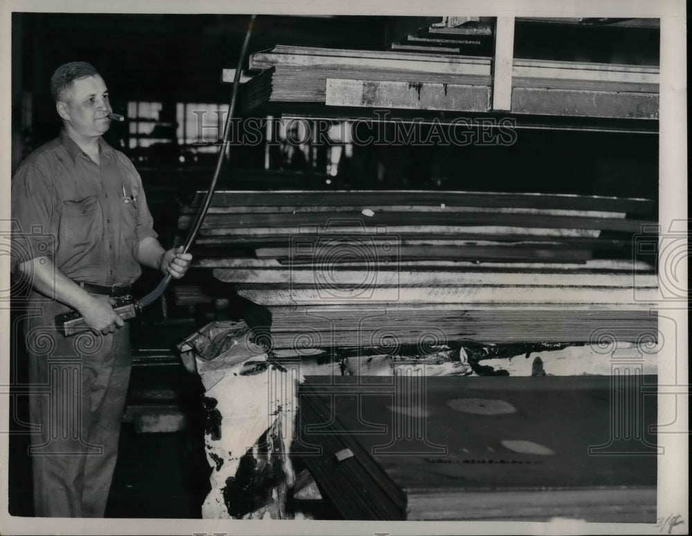 1949 Lawrence Tuma National Formetal Company Worker  - Historic Images