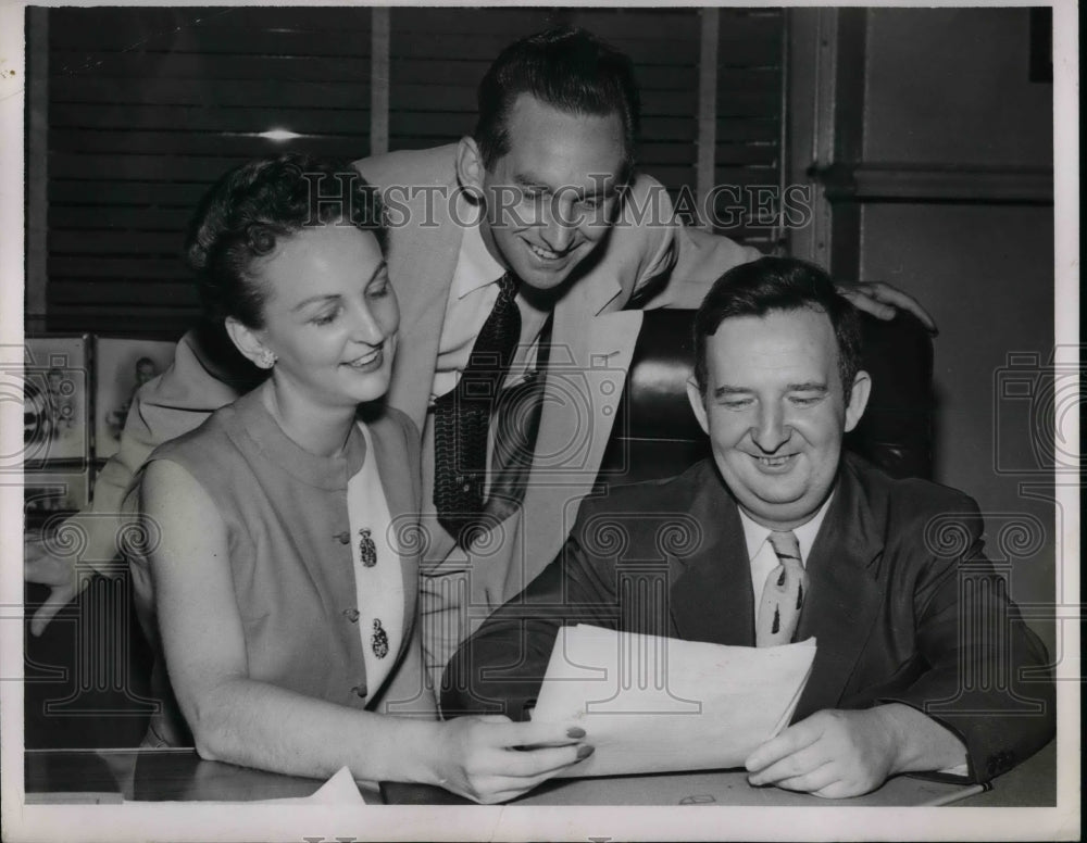 1953 Press Photo Blanche Krupansky Robert O&#39;Neill Radio Personality - nea75702 - Historic Images