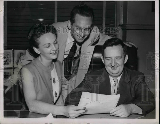 1953 Press Photo Blanche Krupansky Robert O'Neill Radio Personality - nea75702 - Historic Images