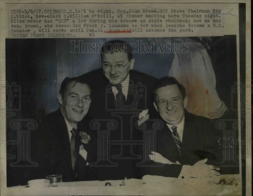 1957 Press Photo Governor John Brown Ray Bliss William O&#39;Neill Dinner - Historic Images