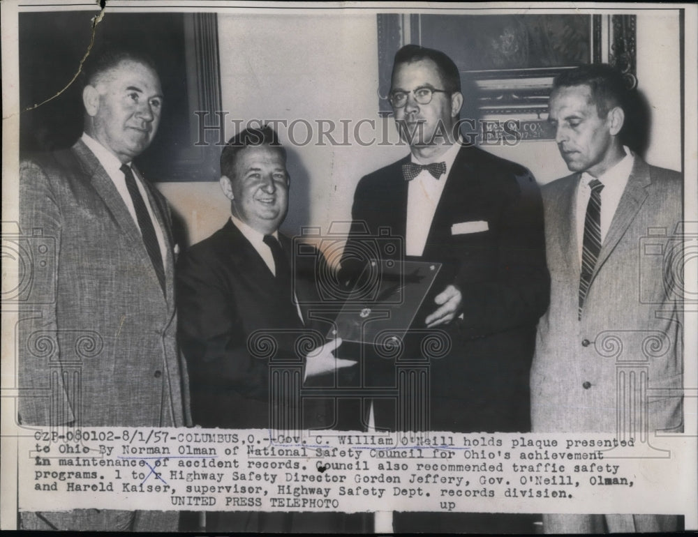 1957 Ohio Gov C William O'Neill Receives Award From Norman Olman - Historic Images