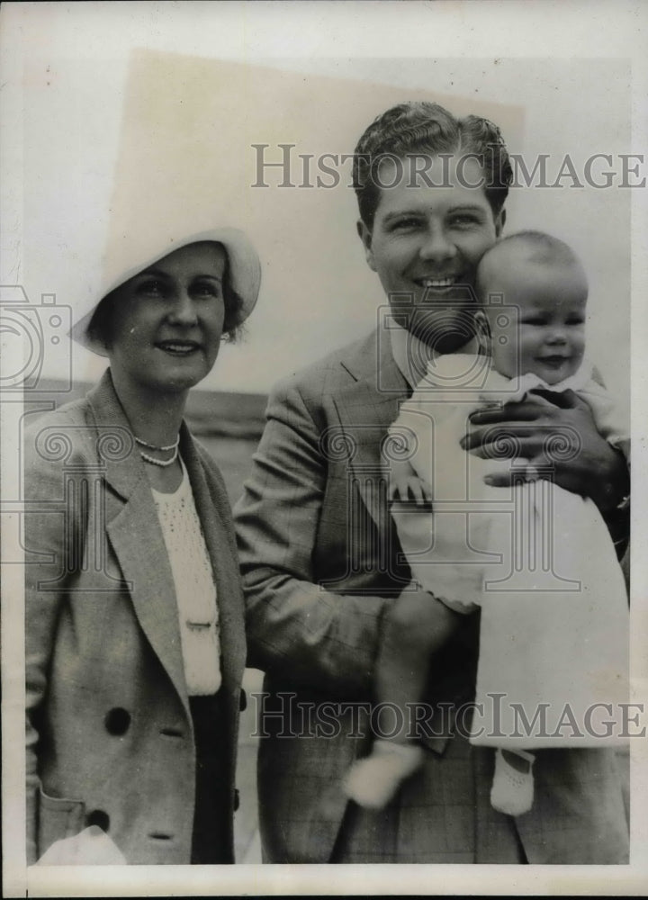 1932 Press Photo Actor John Breeden with Wife and Daughter Joan - nea75847 - Historic Images