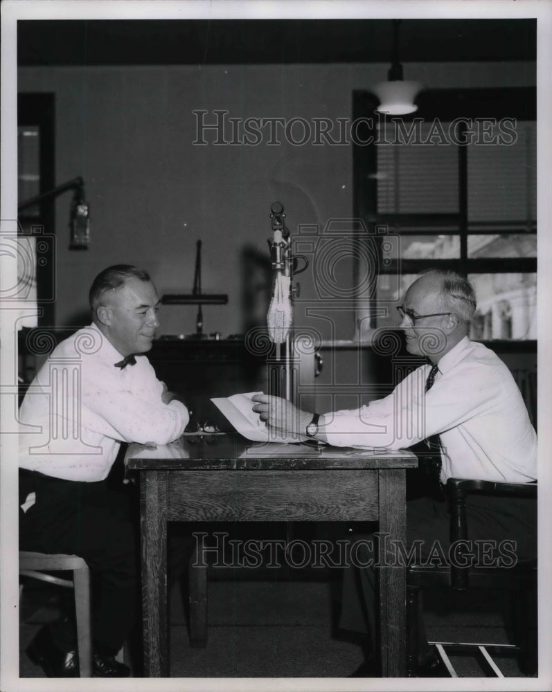 1960 United Appeal President Ralph Besse, Superintendent Schinnerer - Historic Images