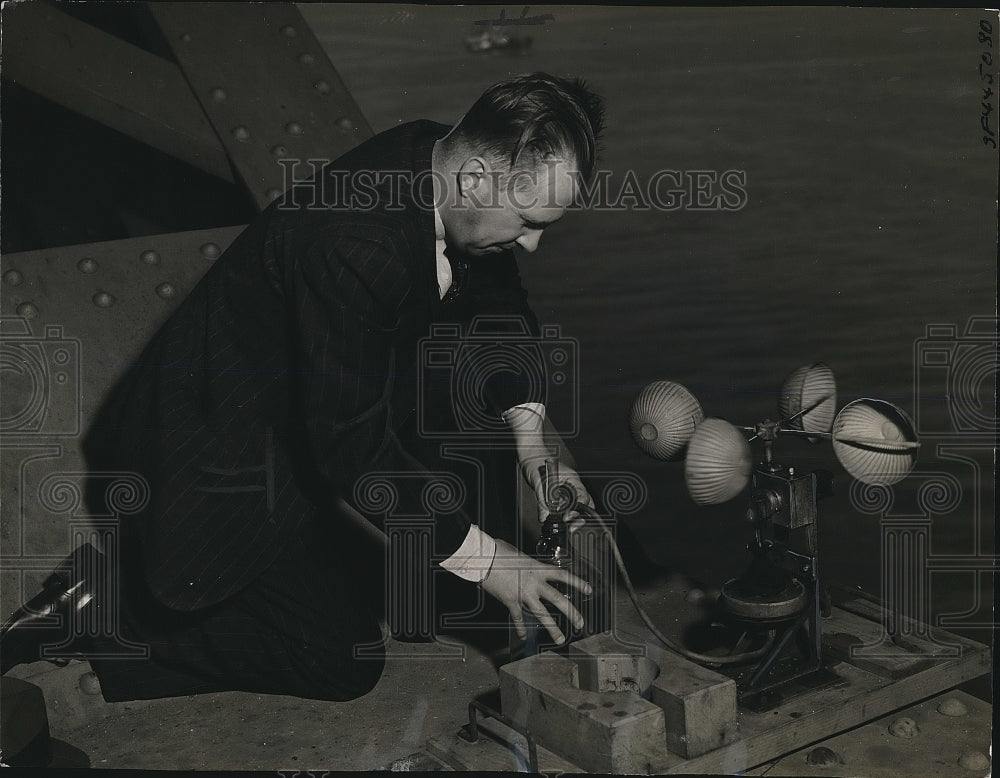 1938 San Francisco Oakland Bridge Expert Carl Hamilton  - Historic Images