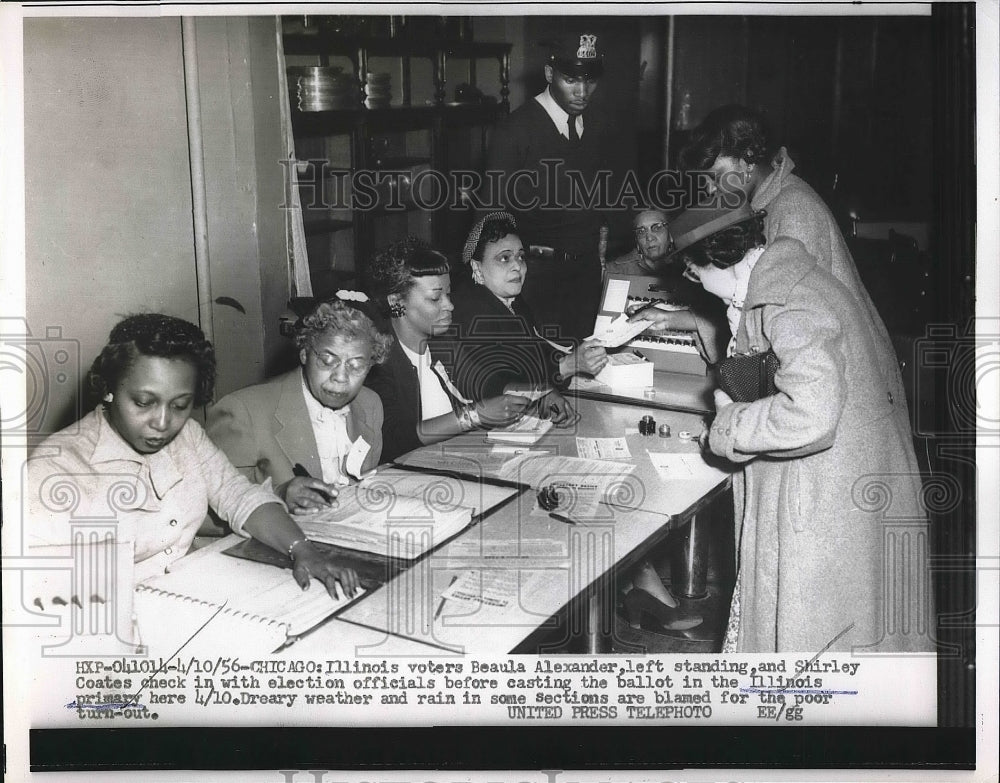 1956 Press Photo Illinois Voter Beaula Alexander Shirley Coates Election-Historic Images