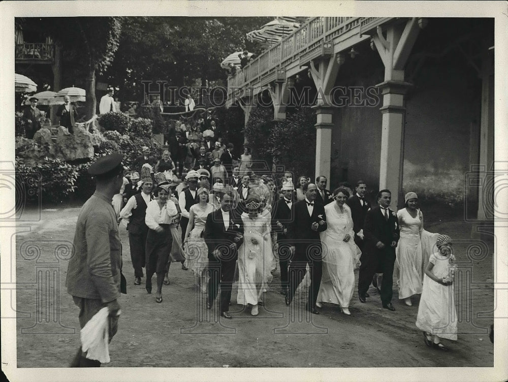 1930 Press Photo Wedding At The Valley Of Chevlure - nea76111 - Historic Images