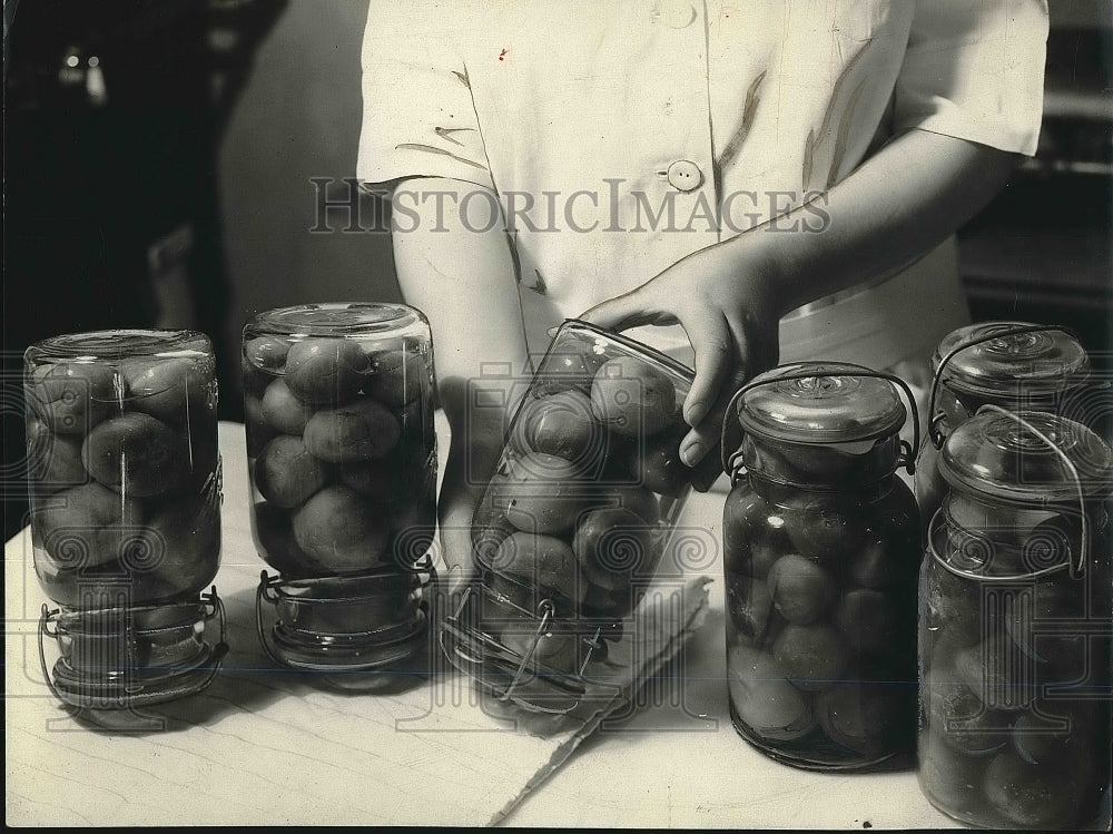 1931 Press Photo Home Economics Class Teaching How To Can Potatoes - nea76205 - Historic Images