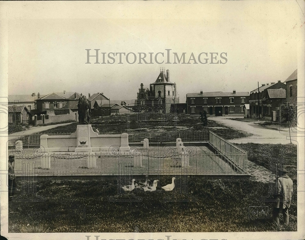 1927 Monument placed in memory of Lost in battle in France. - Historic Images