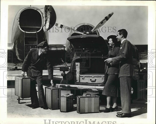 1936 Press Photo The Giant Studebaker President's Luggage Compartments.-Historic Images