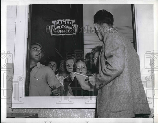 1945 Employment Office At Casco Plant In Bridgeport Connecticut - Historic Images