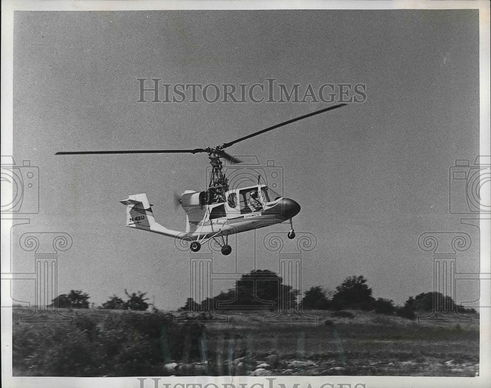 1959 Press Photo Umbaugh Rotary wing aircraft on a test flight by Fred Soule - Historic Images