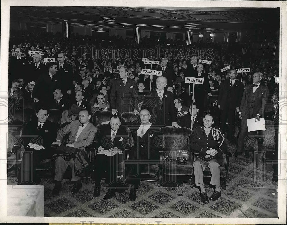 1945 United Nations charter approved at UNCIO meeting in California - Historic Images