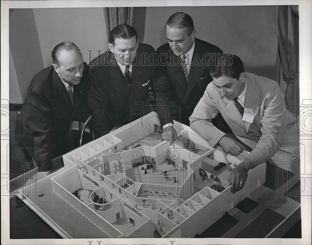 1944 Press Photo Chicago, Wm Lang,PC McCase, JD McLean, F Schreiber - nea76745 - Historic Images