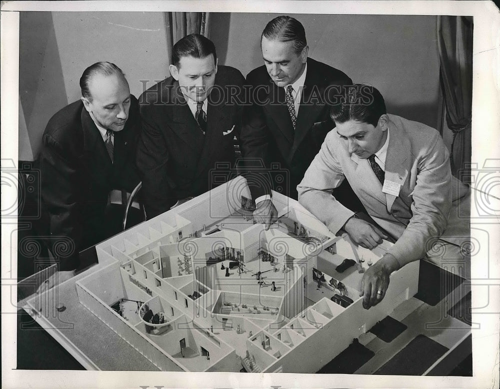 1944 Press Photo Chicago, Wm Lang, F Schreiber, PC McCabe, JD McLean - nea76746 - Historic Images