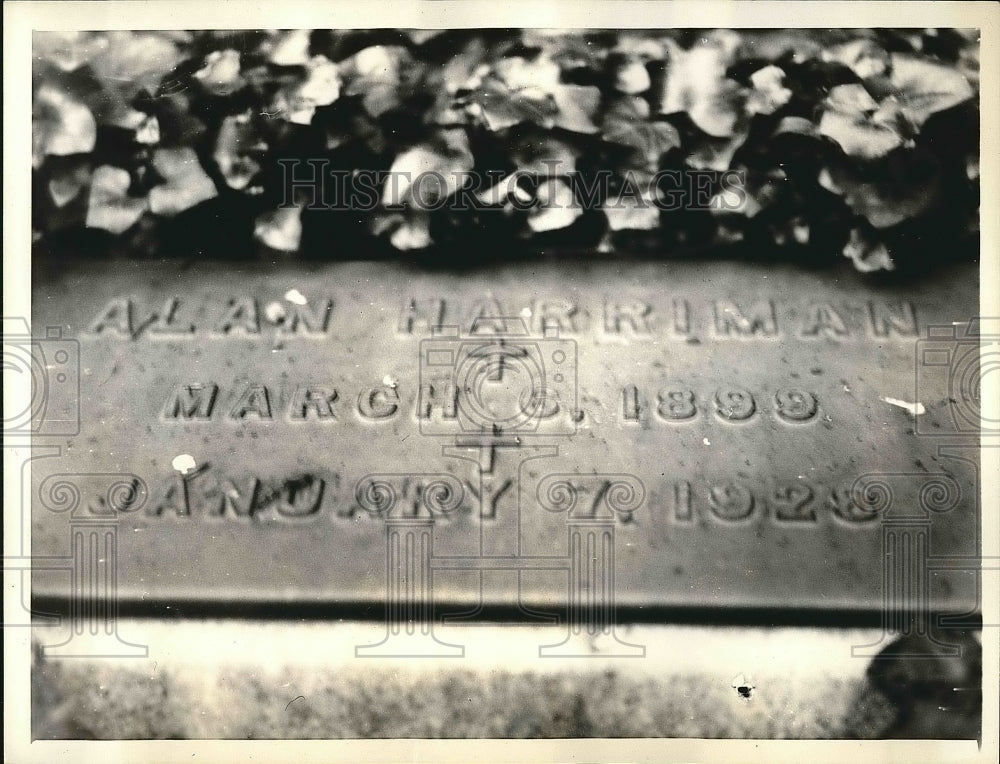 1933 Press Photo Locust Valley Joseph Harriman Grave - Historic Images