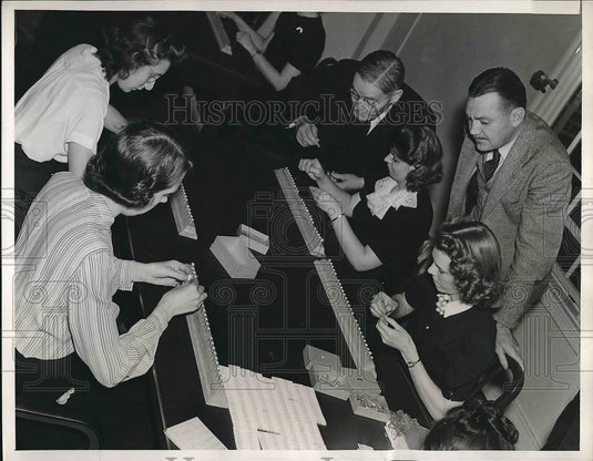 1940 Lt Col, Victor O'Kellther, M Hughes,E Goodman, M Abell, B Mans - Historic Images