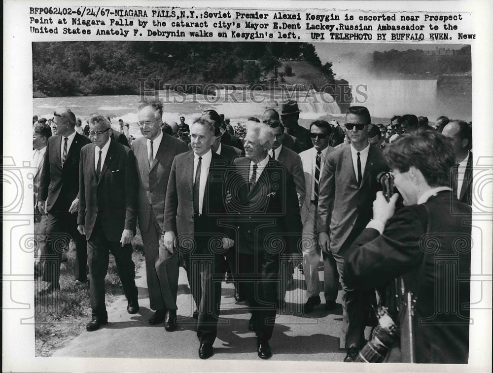 1967 Press Photo Niagra Falls, NY Soviet Premier A Kosygin & Mayor D Lackey - Historic Images