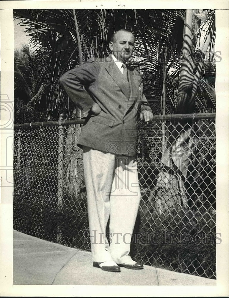 1938 Fred H. Hedinger, British Housing Admin in Miami, Fla. - Historic Images