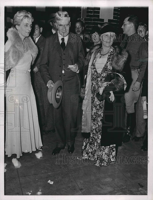 1935 Ben J, Carodozo & wife an other socialite  - Historic Images