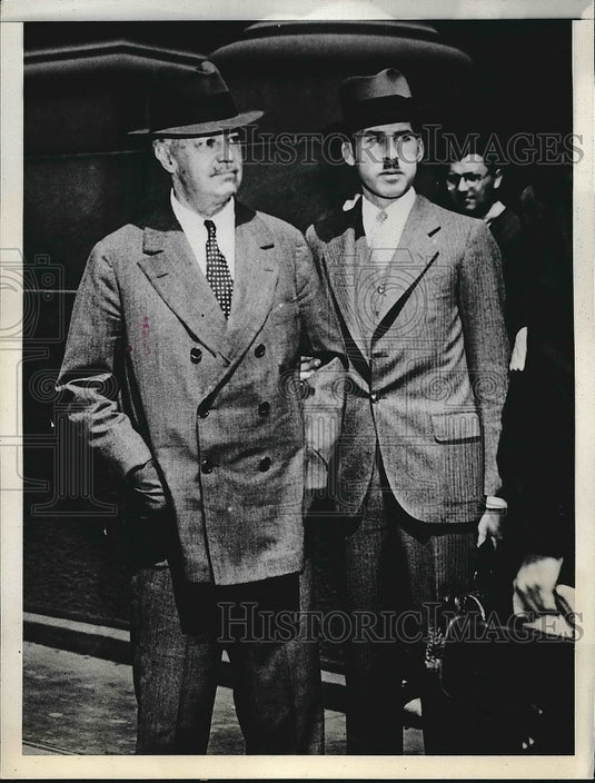 1933 Press Photo Joseph Harriman & doctor at his NY trial - nea77287-Historic Images