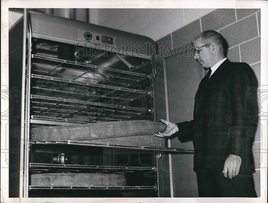 1965 Press Photo Automatic hose dryer at Elria Fire Station - nea77468-Historic Images