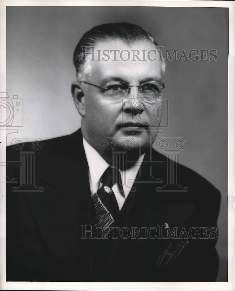 1953 Ed C. Quinn, Chrysler Div Corp VP &amp; GM  - Historic Images
