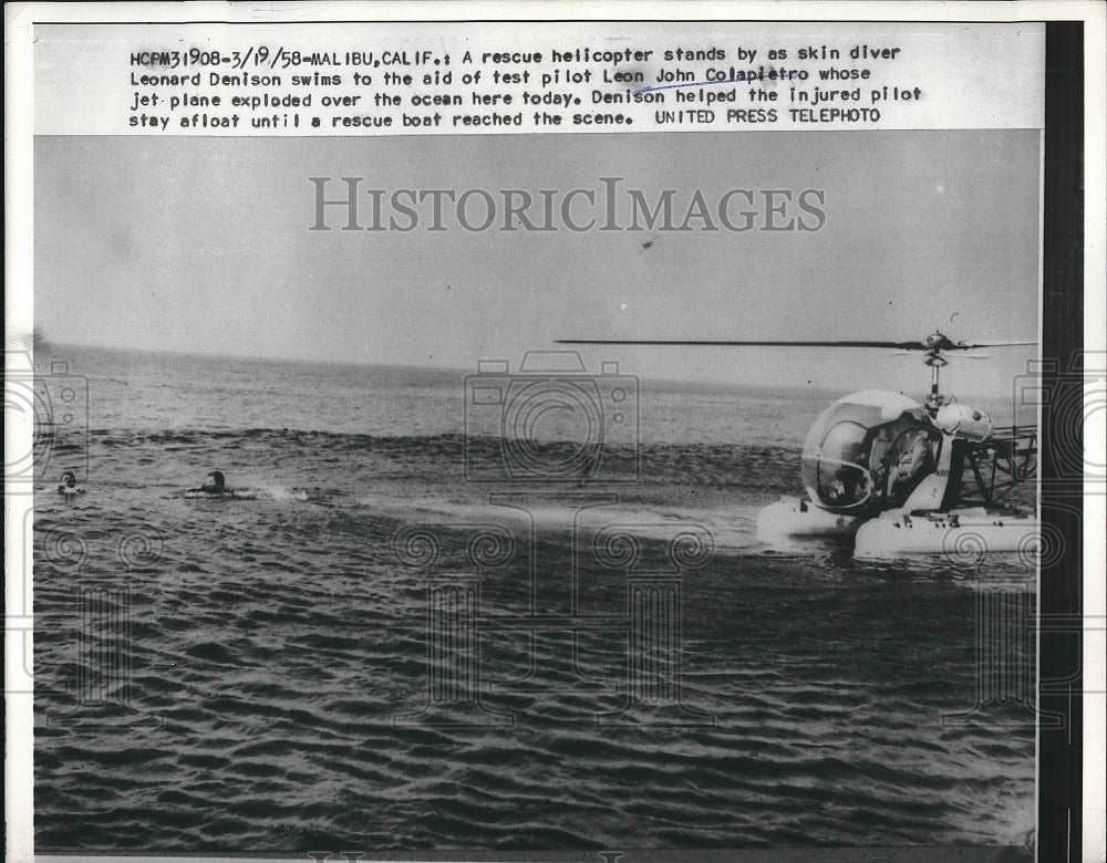 1958 Skin Diver Leonard Denison Rescues Pilot Leon John Colapietro - Historic Images